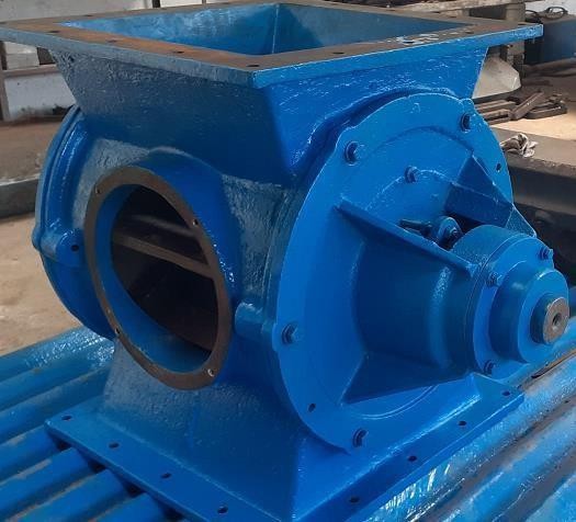 Rotary feeder assembly