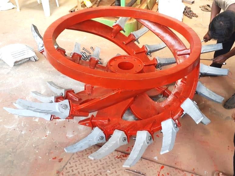 Dredging cutter head assembly