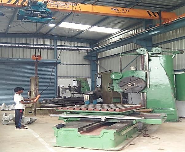 Horizontal boring machine at the works